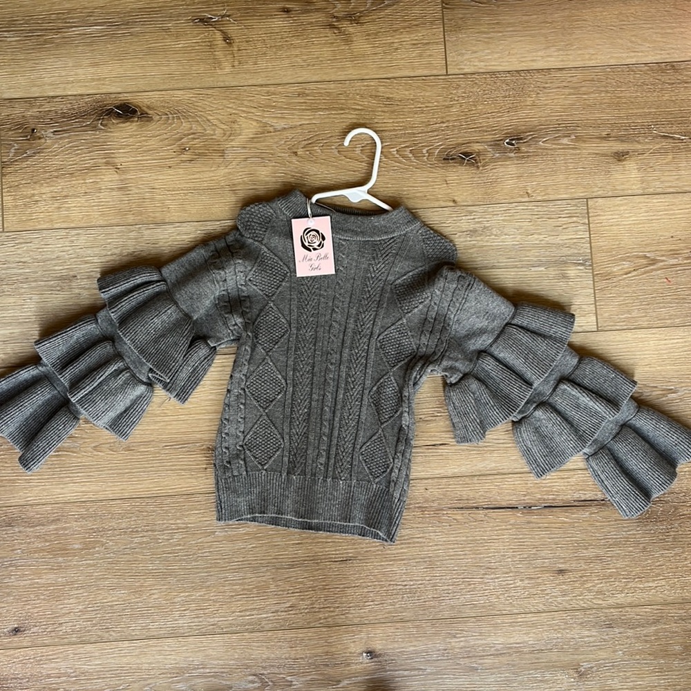Mia Belle Girls Gray Tier Bell Sleeve Sweater NWT M